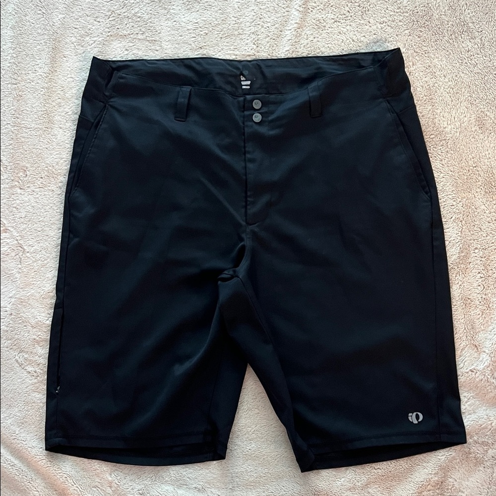 Pearl Izumi Men's Black Athletic Cycling Shorts